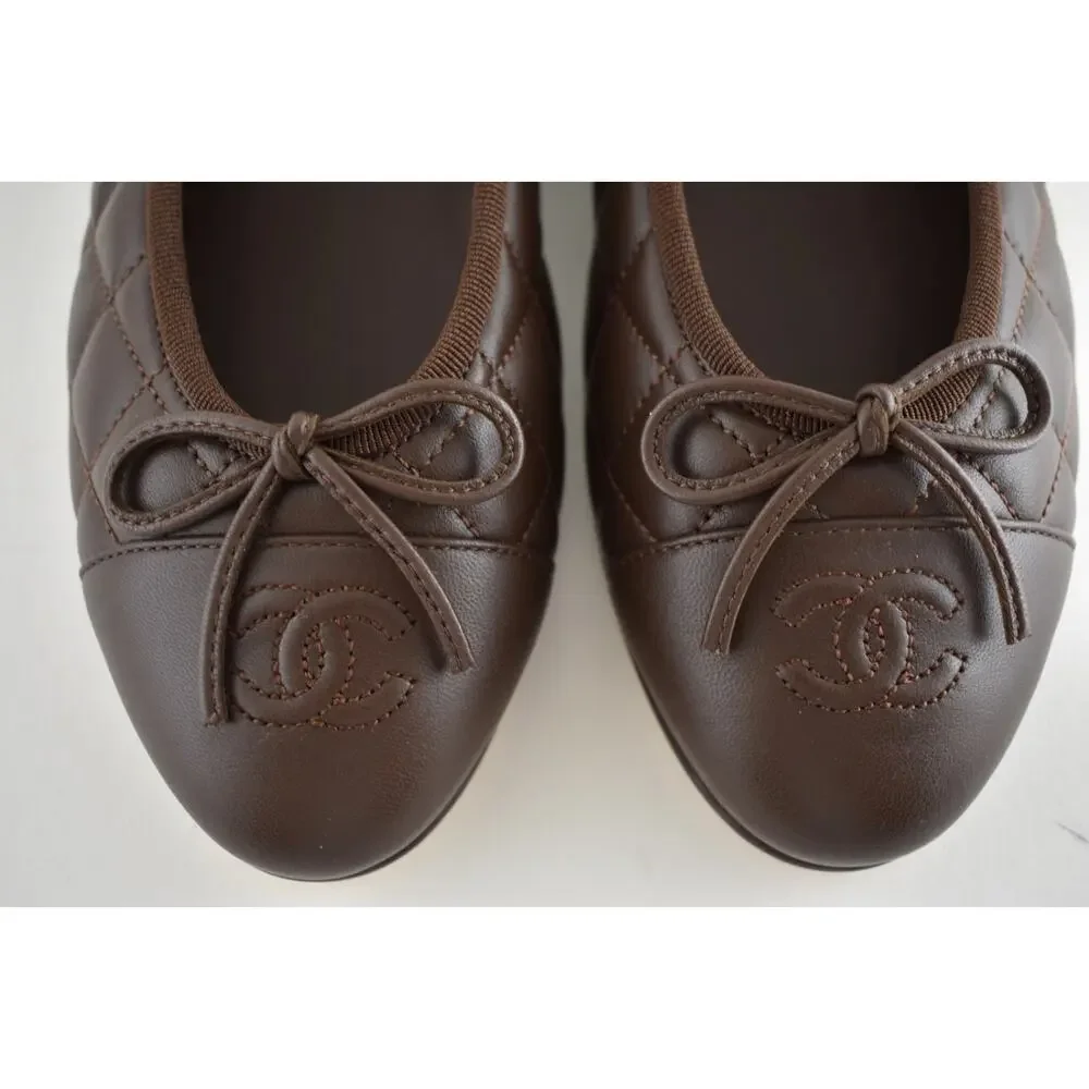 Chanel 26B Chocolate Dark Brown Lambskin Quilted CC Ballet Ballerina Flat 41.5